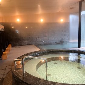 ガーデンサウナの大浴場